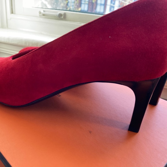 Hermes Red Suede shoes, UNUSED, size 38.5 - Picture 6 of 14